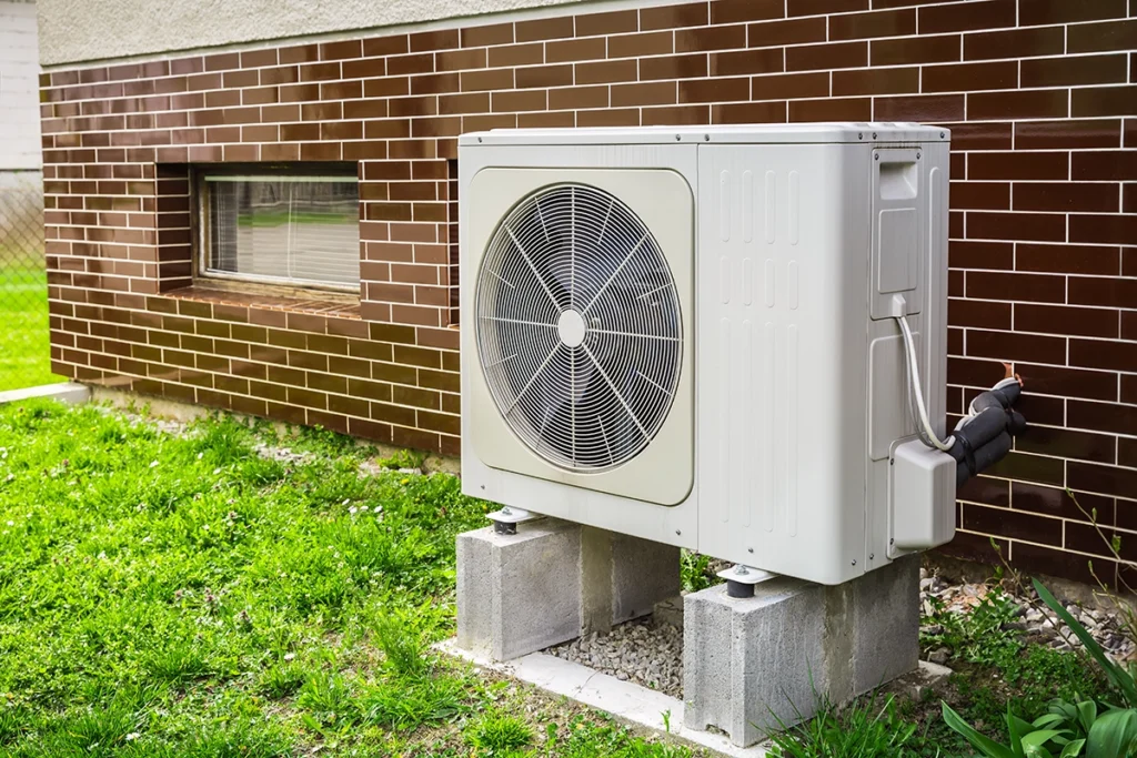 AC Condenser Unit: Problems, Warning Signs & Solutions